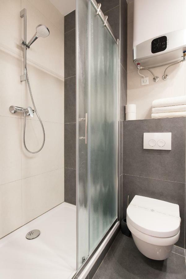 Beachfront Apartments Zanic Подстрана Екстериор снимка